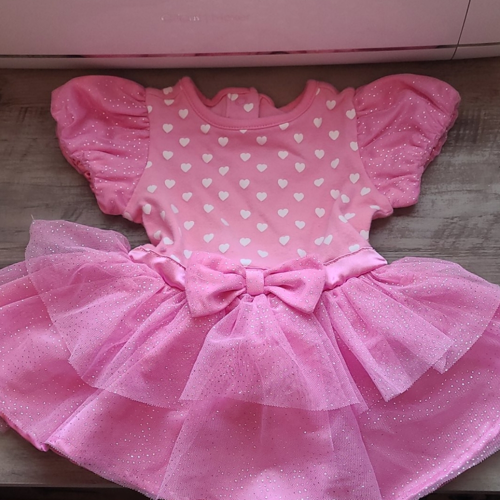 Pink with white hearts dress (6-9 months)